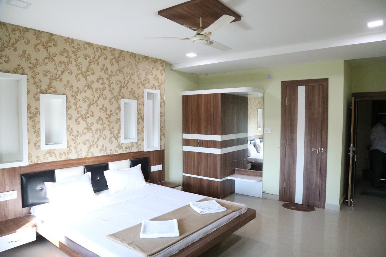 Swayam Resort Balangir エクステリア 写真
