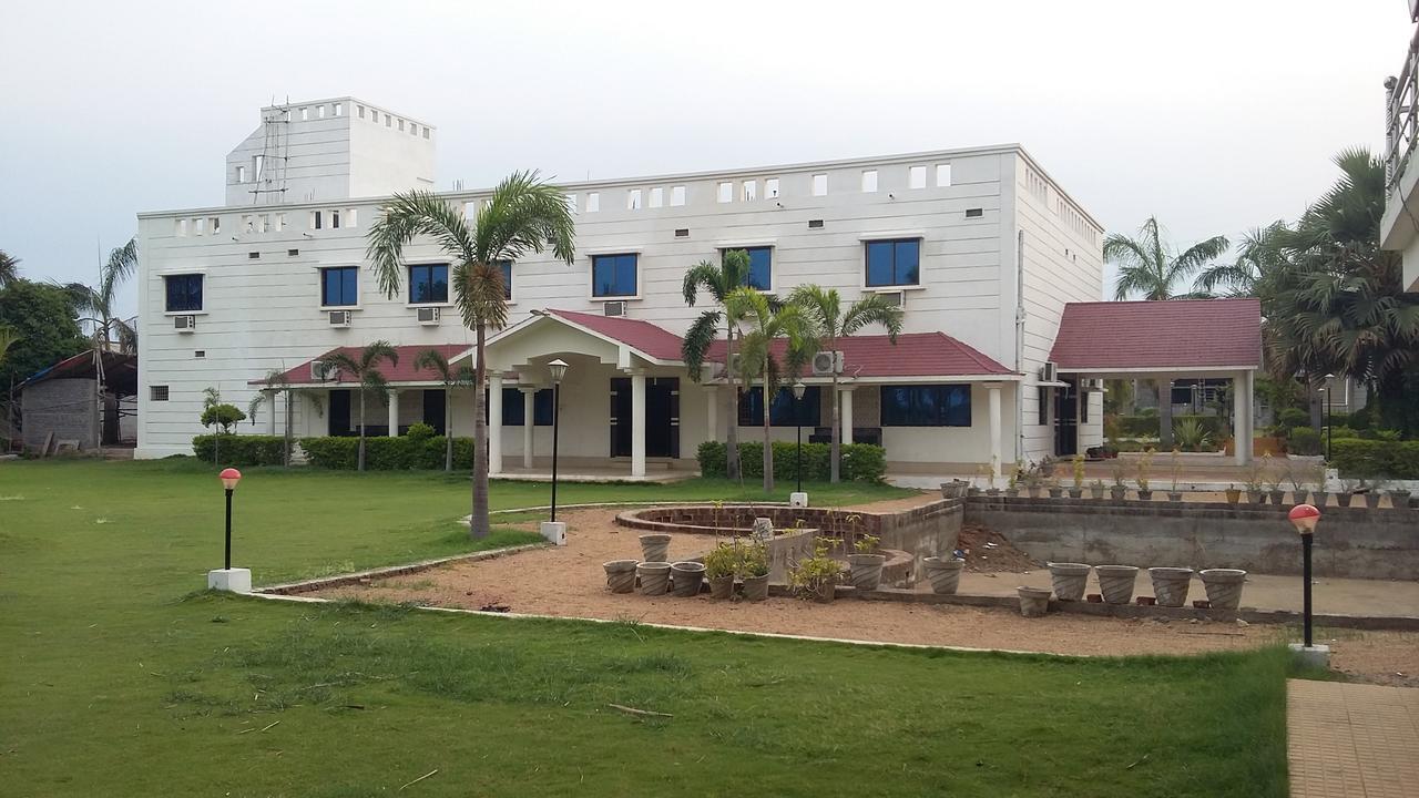 Swayam Resort Balangir エクステリア 写真